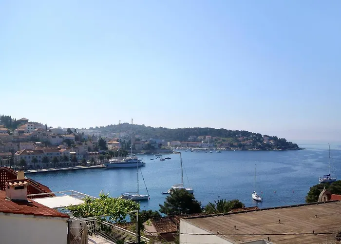 Appartamento By The Sea Hvar - 591 Hvar Town